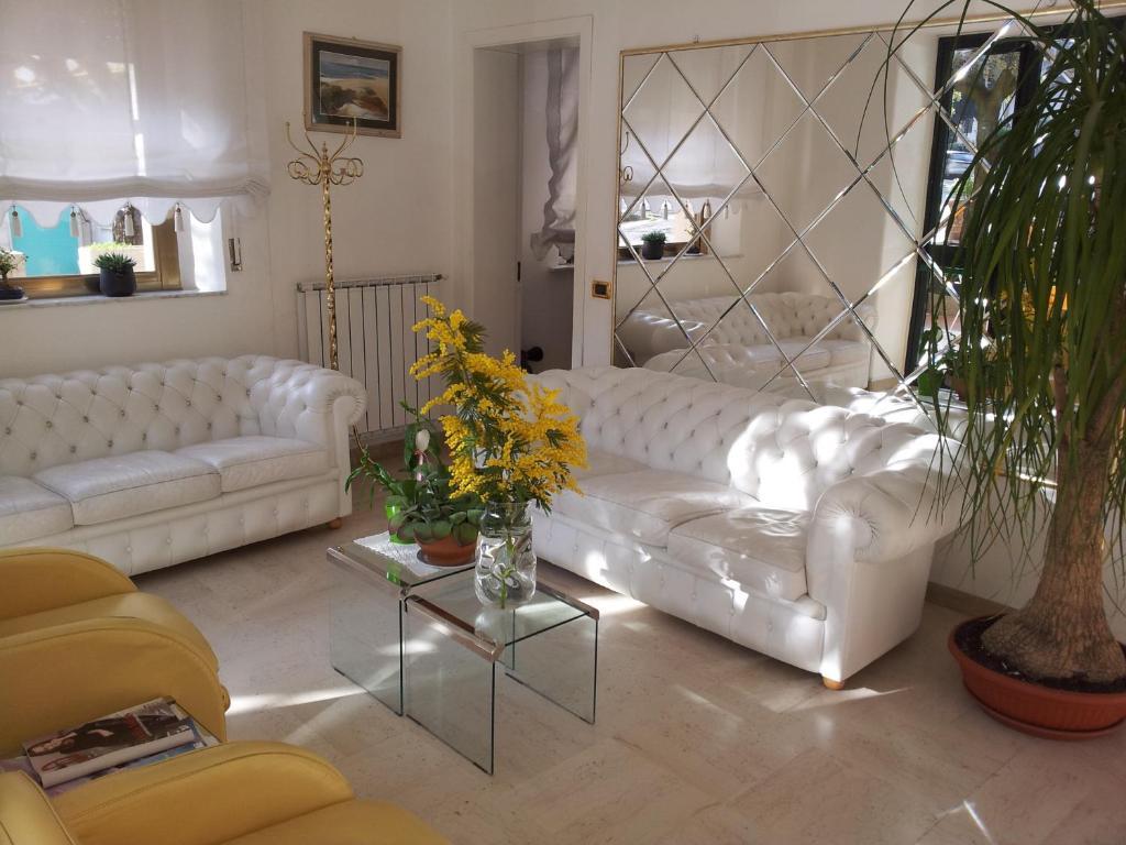 Eco-Hotel Edy Chianciano Terme Bagian luar foto
