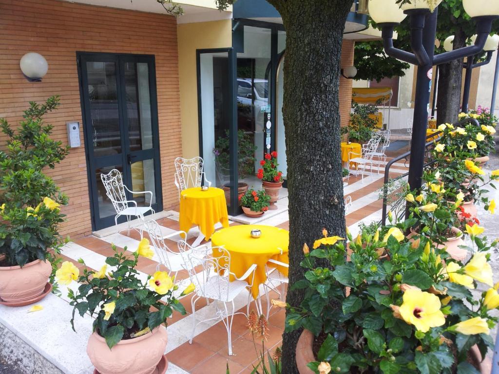 Eco-Hotel Edy Chianciano Terme Bagian luar foto