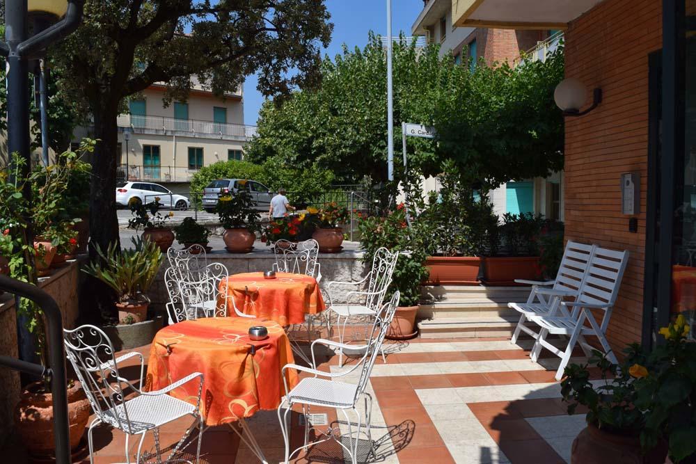 Eco-Hotel Edy Chianciano Terme Bagian luar foto